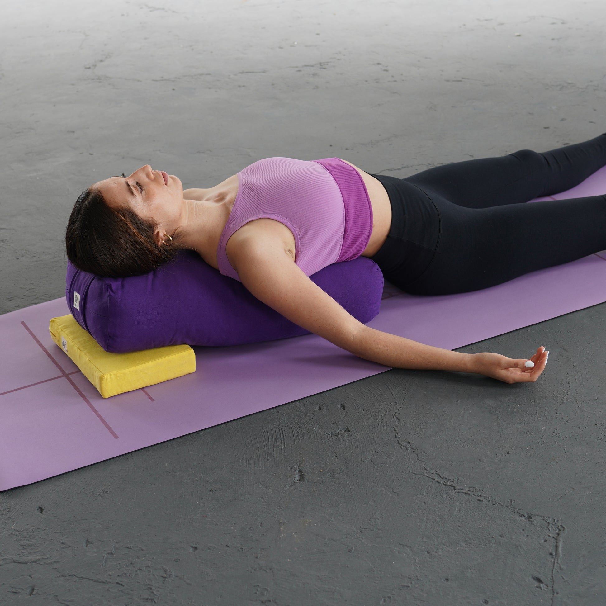 Yoga foam / cushion – Desha Yoga and Meditation